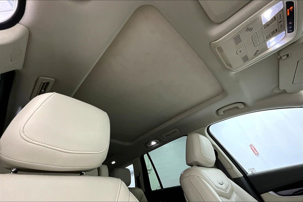 Used 2021 Cadillac XT6 Premium Luxury image 20