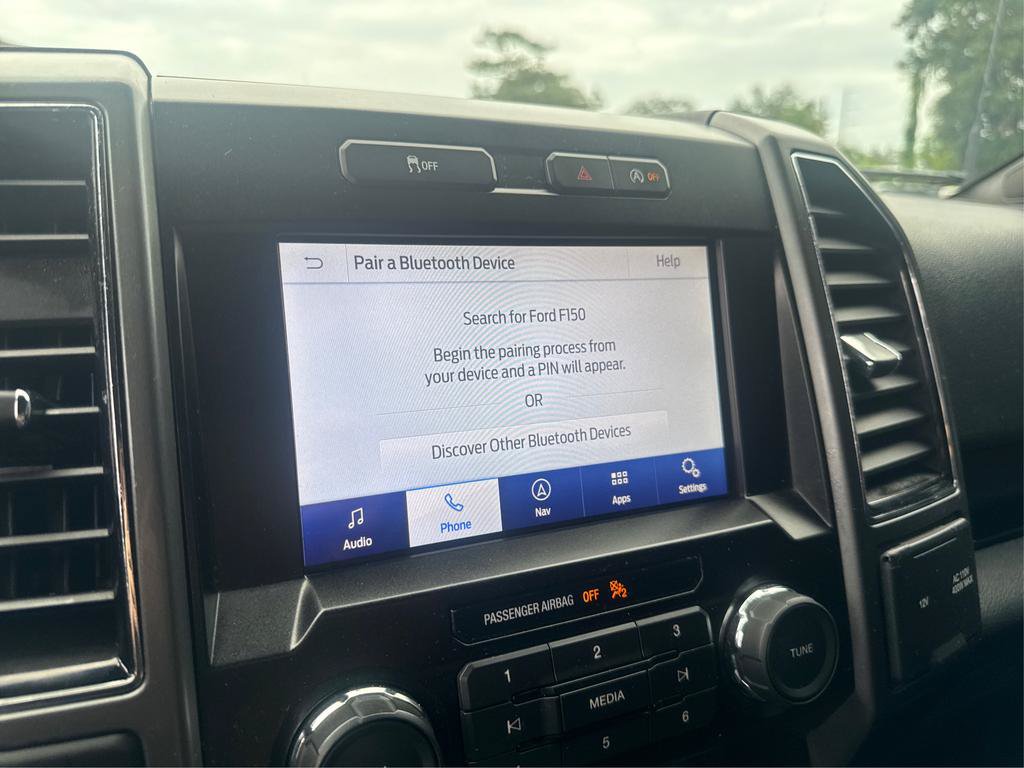 Used 2020 Ford F150 XLT w/ Equipment Group 302A Luxury AWD/4WD image 26
