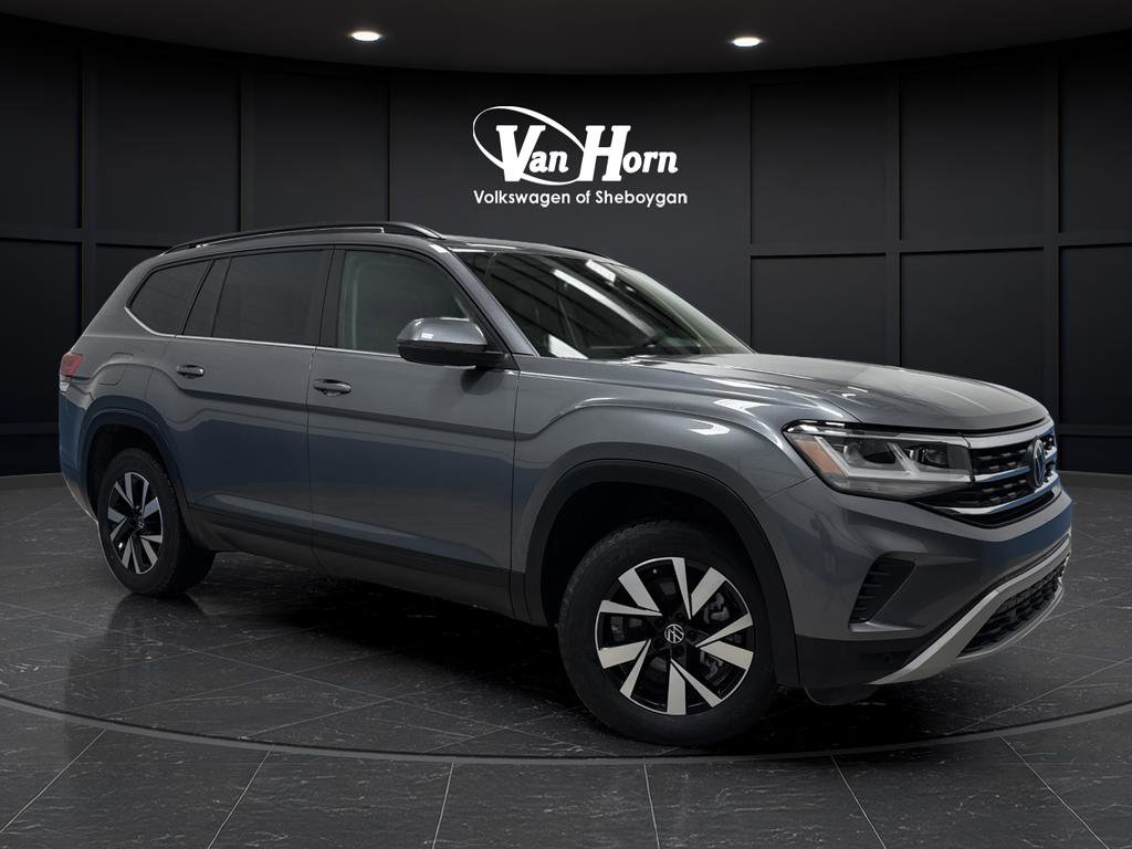 Used 2023 Volkswagen Atlas SE w/ Panoramic Sunroof Package image 1