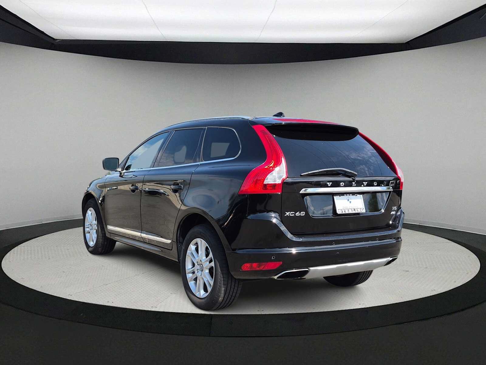Used 2016 Volvo XC60 T5 Premier w/ Proximity Package AWD/4WD image 6