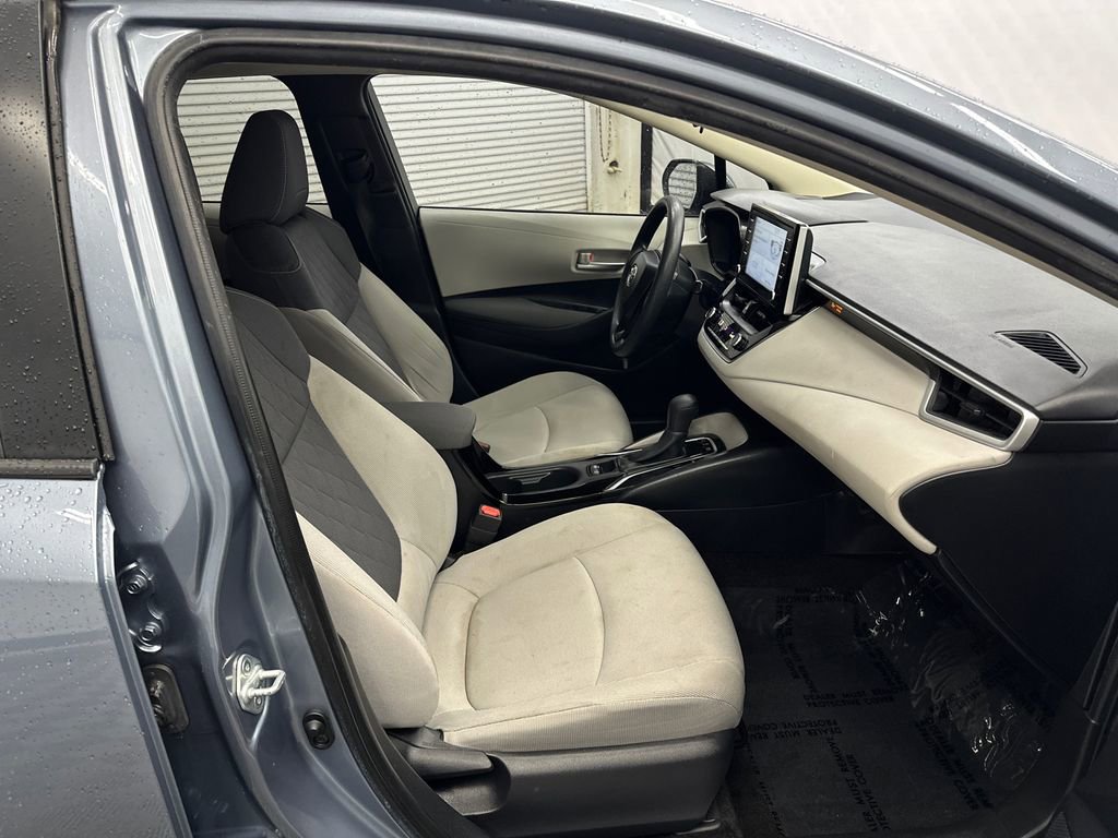 Used 2020 Toyota Corolla LE FWD image 13