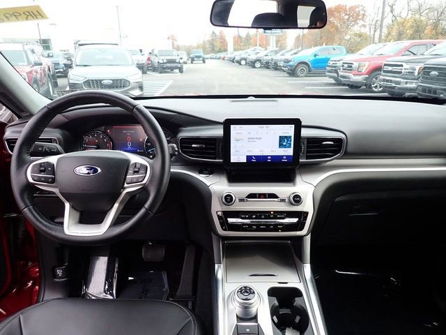 Used 2023 Ford Explorer XLT w/ Equipment Group 202A image 20