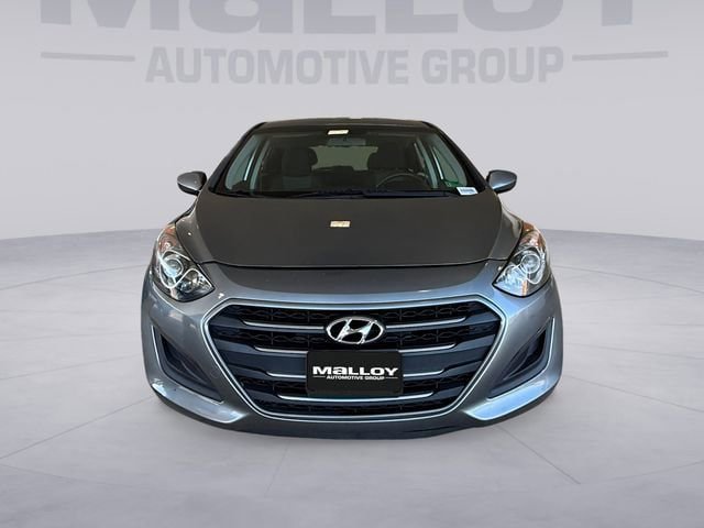 Used 2017 Hyundai Elantra GT FWD image 8