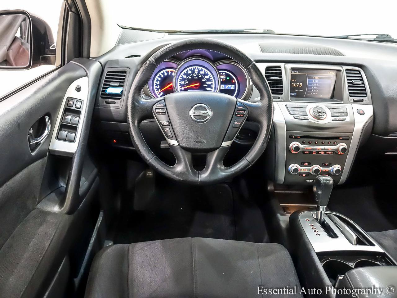 Used 2011 Nissan Murano SV AWD/4WD image 18