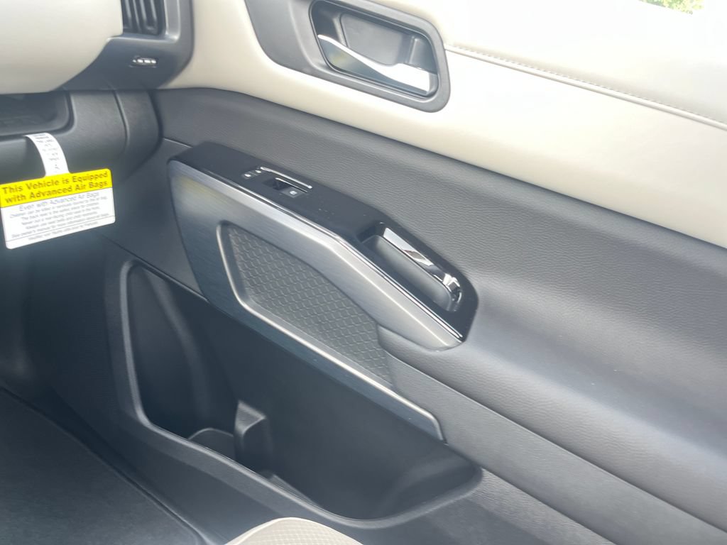 New 2026 Nissan Pathfinder SL FWD image 46