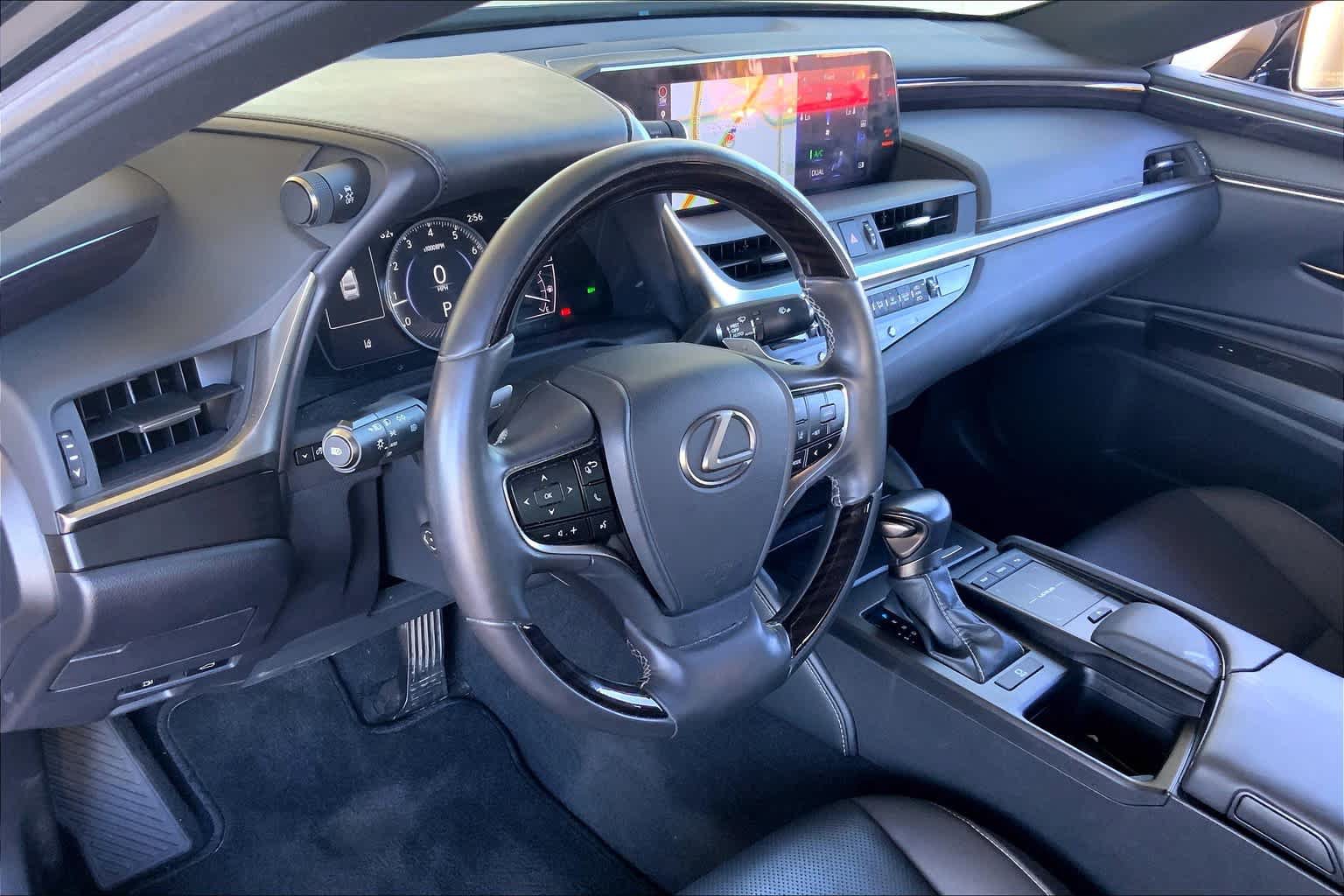 Used 2019 Lexus ES 350 w/ Premium Package FWD image 17