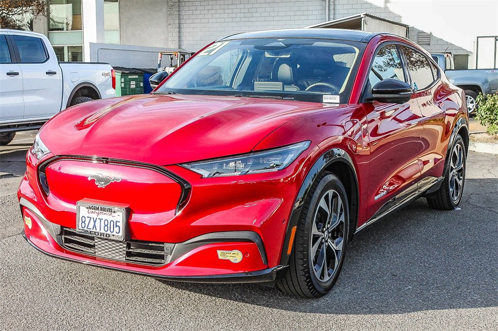 Used 2021 Ford Mustang Mach-E Premium image 3