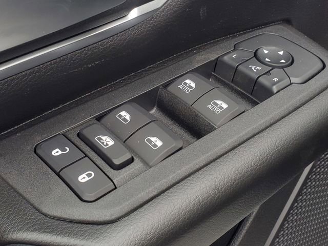 New 2026 RAM 1500 4x4 Crew Cab image 11