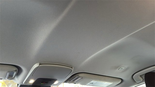 Used 2025 Toyota Camry LE image 11