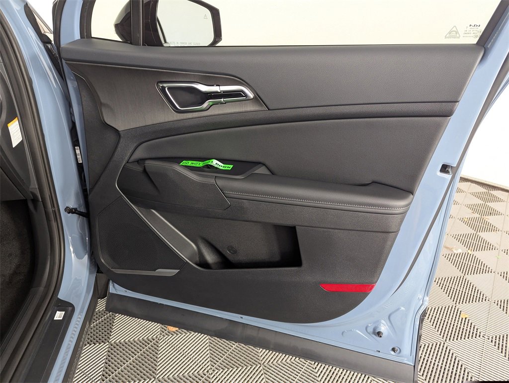 New 2026 Kia Sportage AWD Hybrid image 36