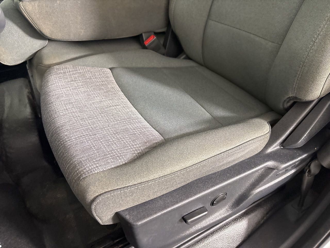 Used 2024 Ford F250 XLT w/ FX4 Off-Road Package image 11