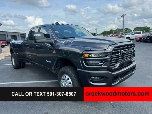Used 2025 RAM 3500 Big Horn AWD/4WD image 2