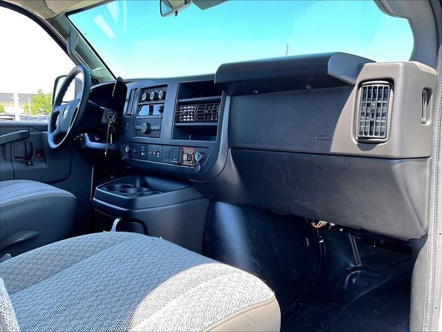 New 2025 Chevrolet Express 2500 w/ Enhanced Convenience Package RWD image 9