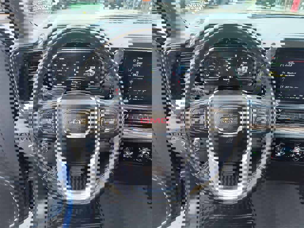 Used 2024 GMC Sierra 1500 SLE image 14