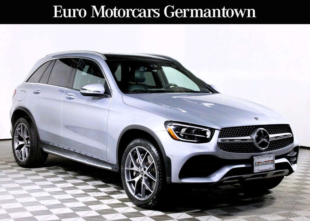 Used 2022 Mercedes-Benz GLC 300 4MATIC image 1