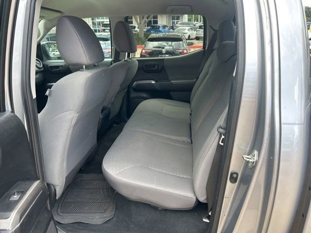 Used 2021 Toyota Tacoma SR5 RWD image 4