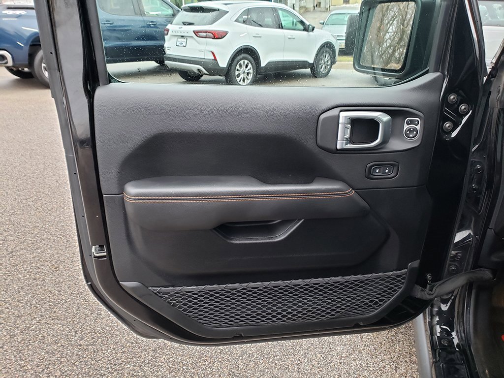 Used 2021 Jeep Gladiator Mojave image 10