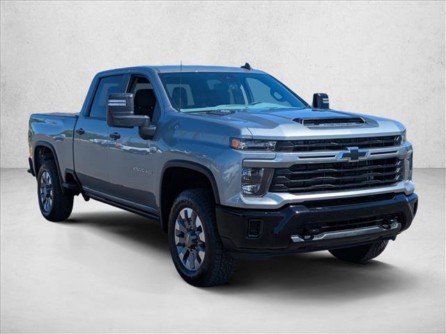 Used 2024 Chevrolet Silverado 2500 Custom w/ Custom Convenience Package image 3