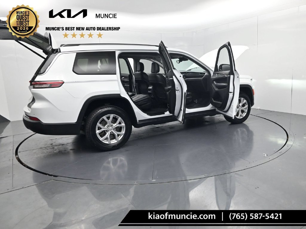 Used 2023 Jeep Grand Cherokee L Limited AWD/4WD image 64