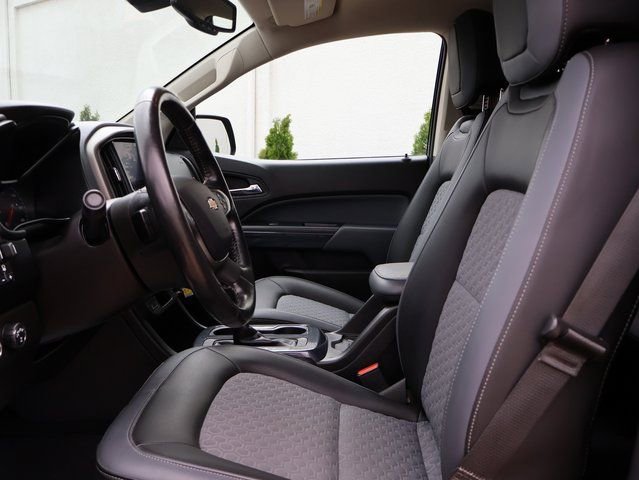 Used 2019 Chevrolet Colorado Z71 w/ Z71 Midnight Edition AWD/4WD image 21
