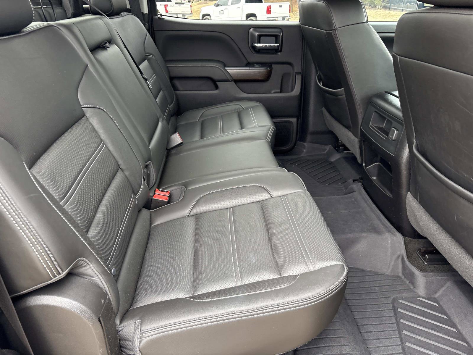 Used 2018 GMC Sierra 2500 Denali w/ Duramax Plus Package image 33