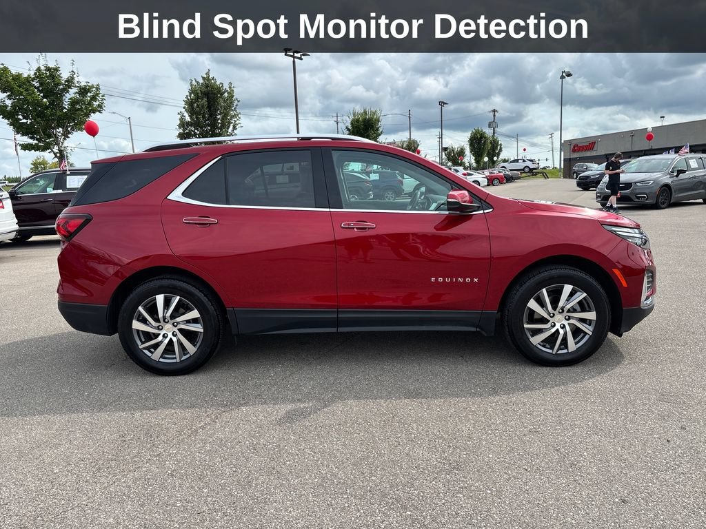 Used 2023 Chevrolet Equinox Premier AWD/4WD image 8