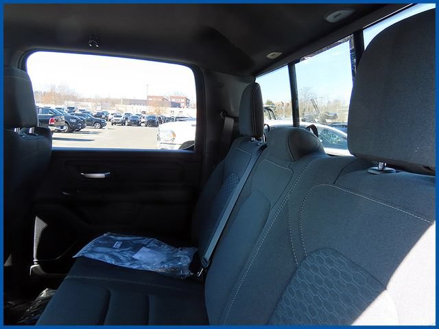 New 2026 RAM 1500 Express AWD/4WD image 10