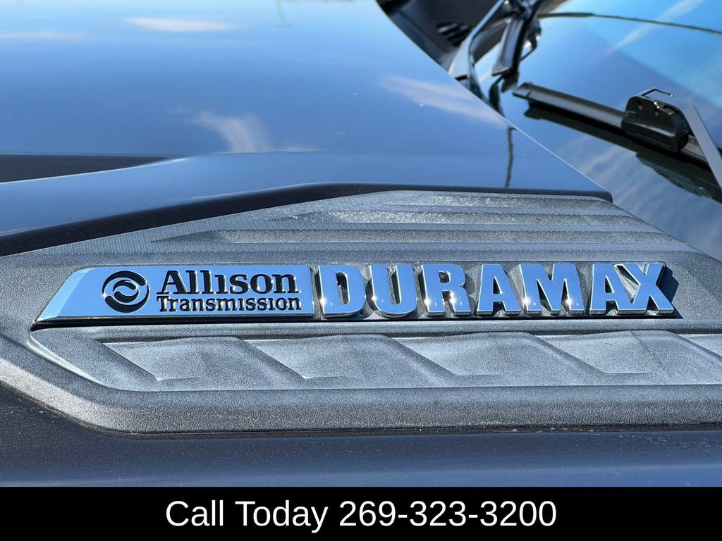 Used 2020 Chevrolet Silverado 2500 High Country w/ Z71 Off-Road Package image 2