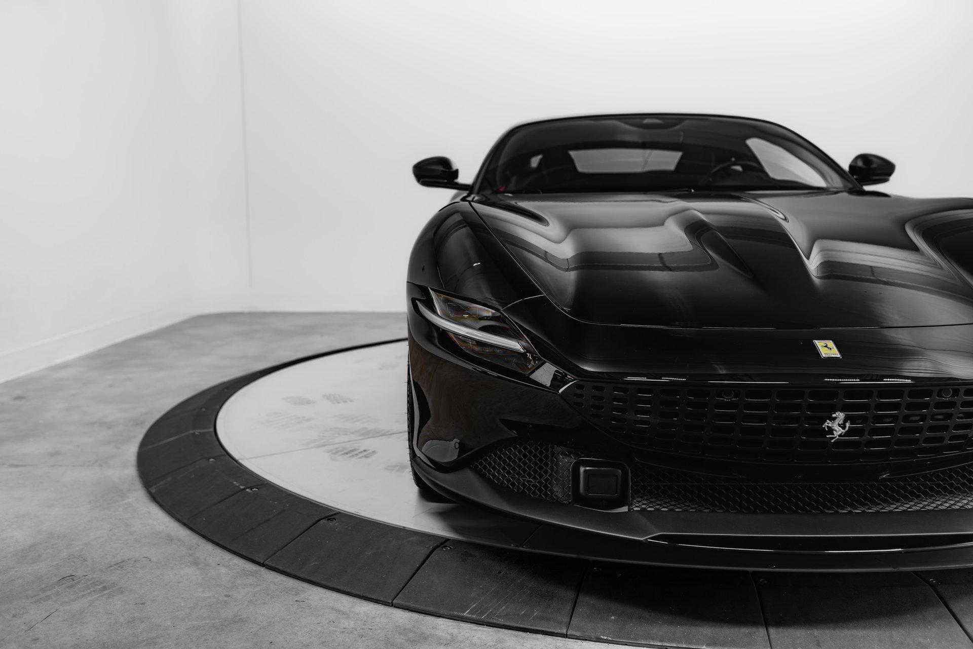 Certified 2024 Ferrari Roma Base image 44