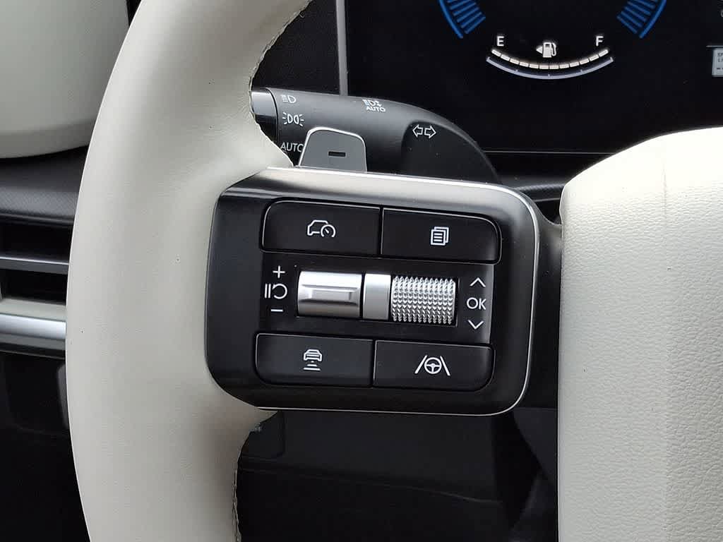 Used 2025 Hyundai Santa Fe SEL image 19