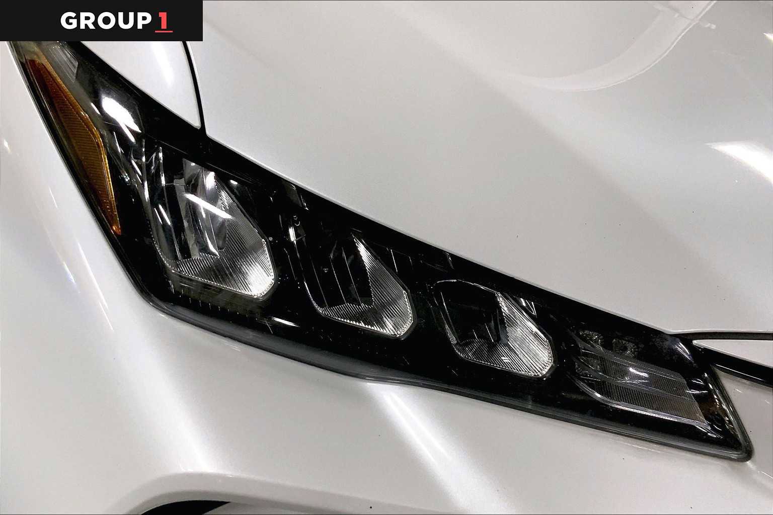 Used 2020 Toyota Avalon XSE w/ Carpet Mat Package image 27