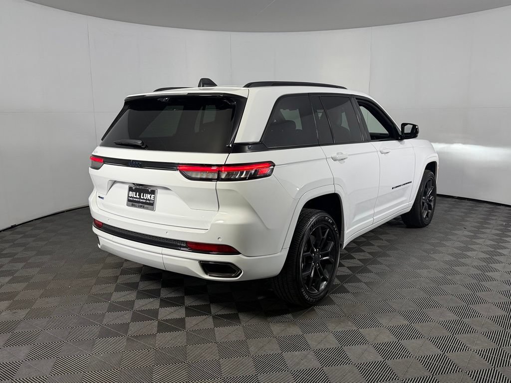 Used 2025 Jeep Grand Cherokee Limited 4xe AWD/4WD image 8