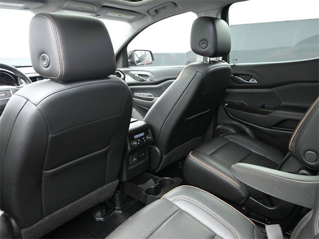 Used 2022 GMC Acadia AT4 w/ Technology Package image 11