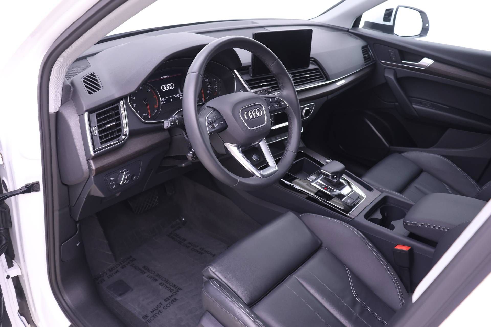 Certified 2024 Audi Q5 2.0T Premium w/ Convenience Package AWD/4WD image 6