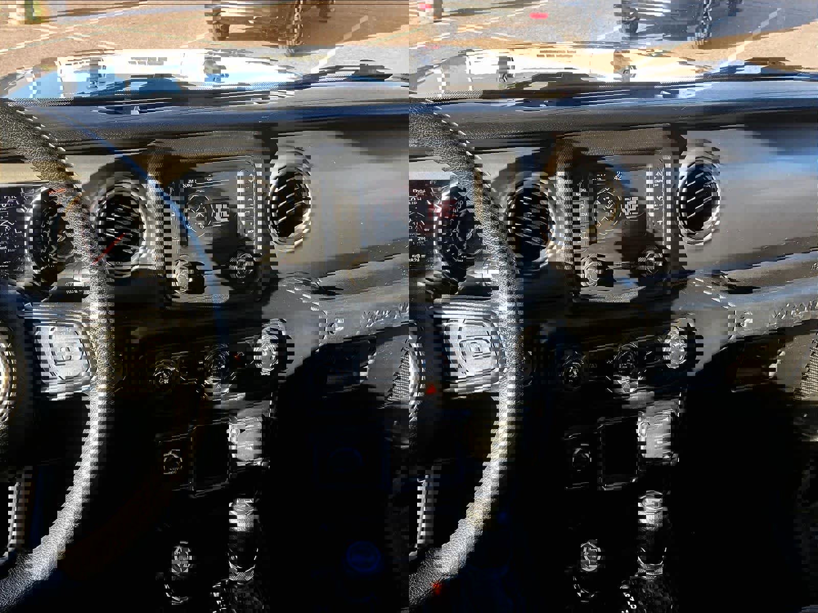 Used 2021 Jeep Wrangler Unlimited Sport image 18