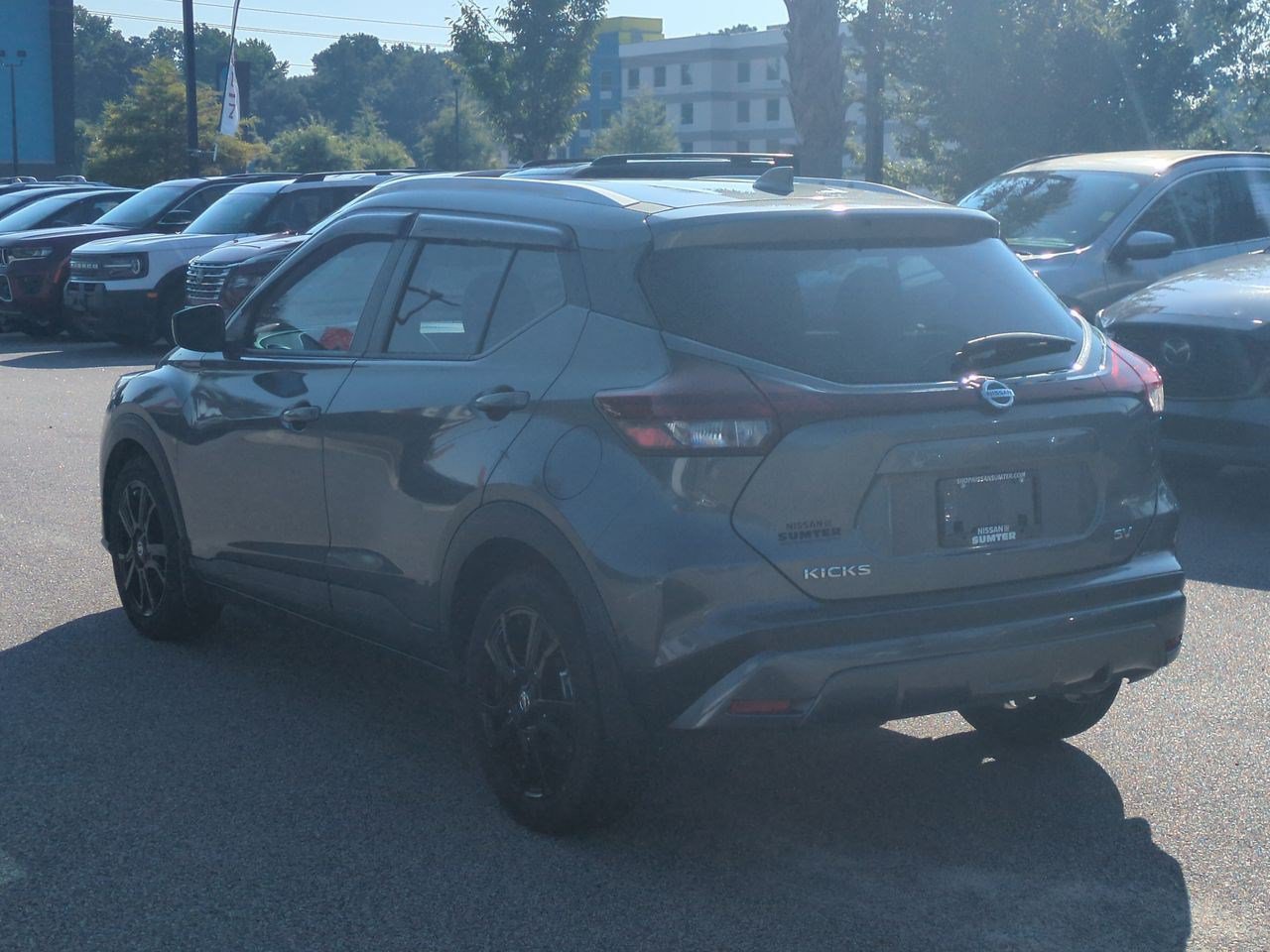 Certified 2021 Nissan Kicks SV FWD image 6