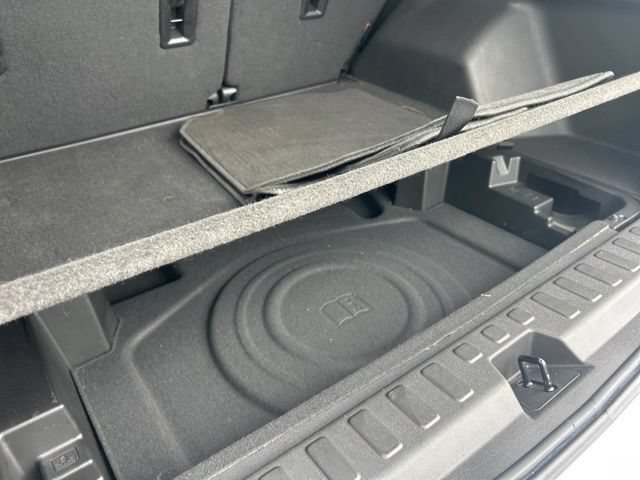 Used 2023 GMC Terrain SLE w/ Driver Convenience Package AWD/4WD image 27