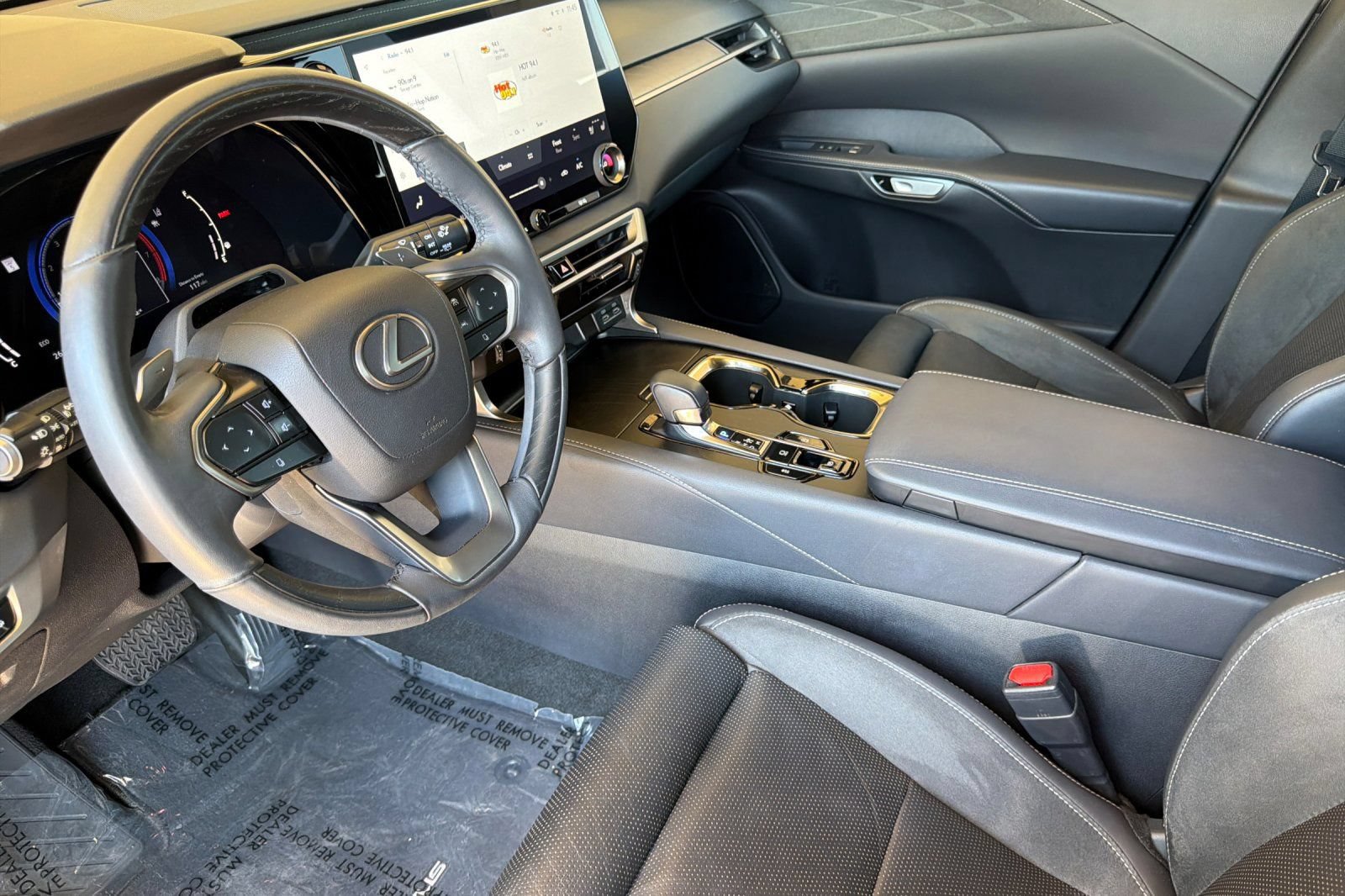 Certified 2023 Lexus RX 350 FWD w/ Accessory Package (Z1) image 11