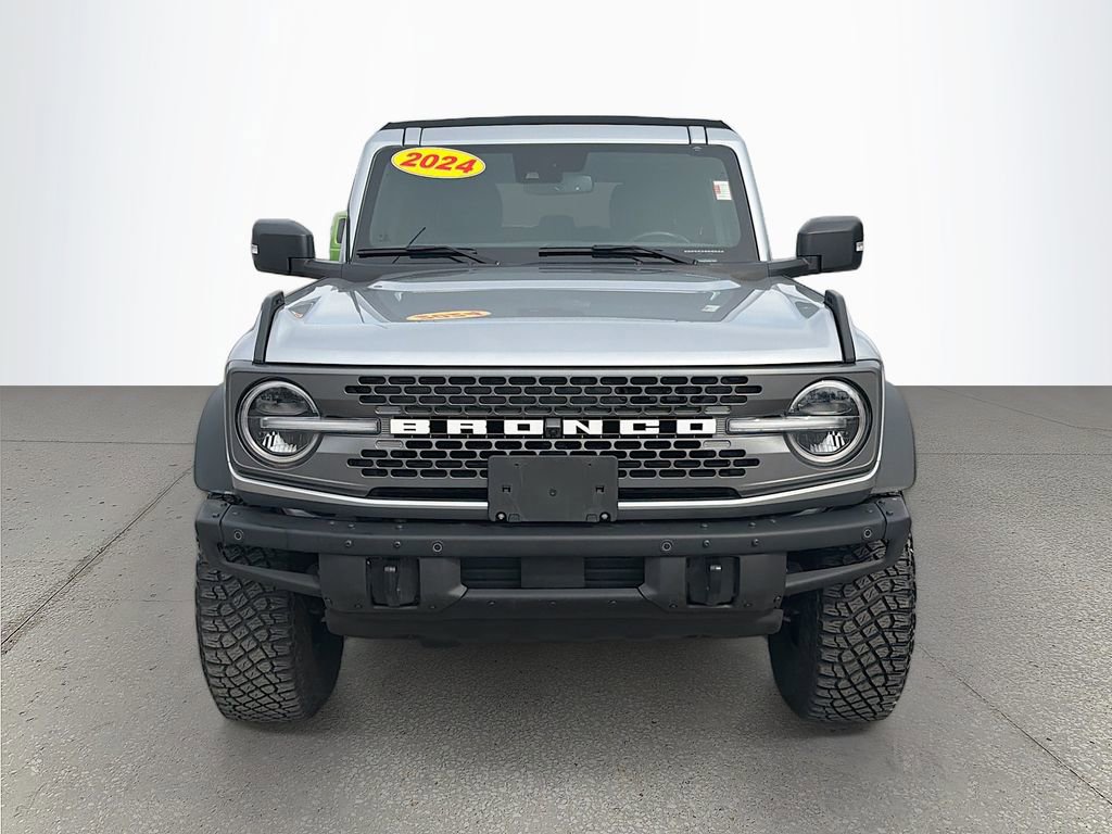 Used 2024 Ford Bronco Badlands image 10