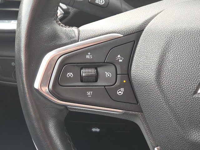 Used 2023 Chevrolet TrailBlazer LT AWD/4WD image 37