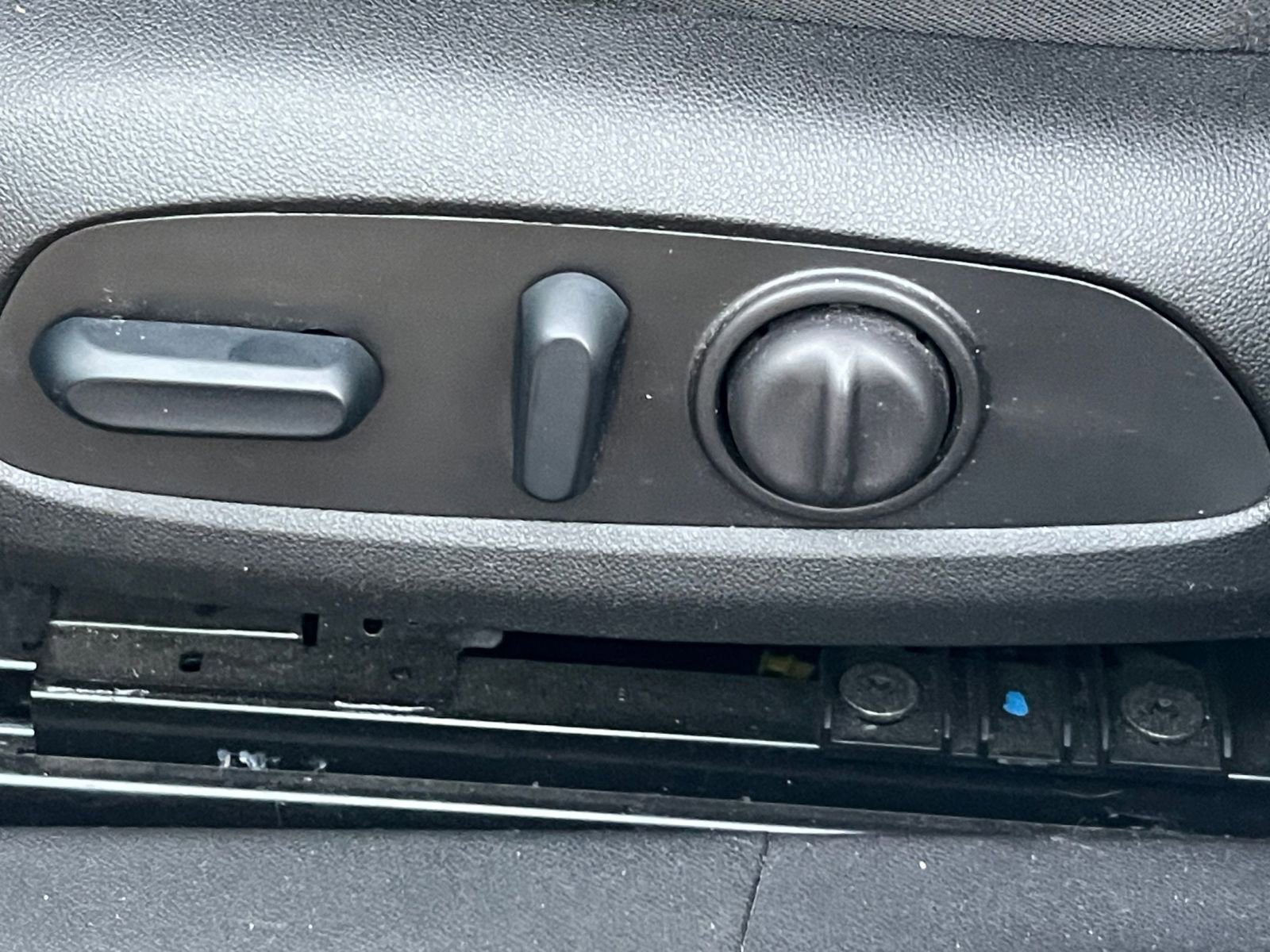 Used 2024 Chevrolet Malibu LT image 23