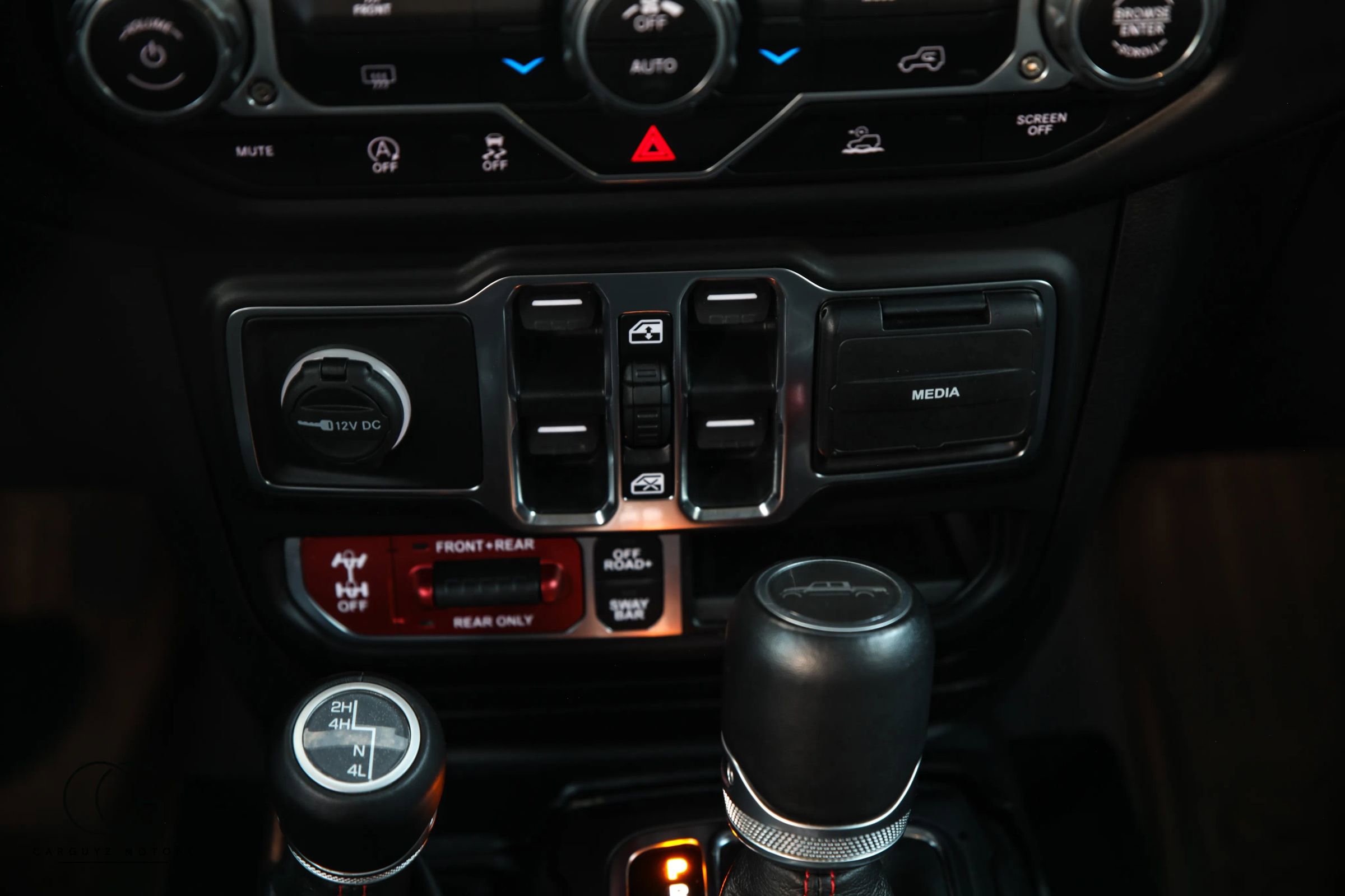 Used 2021 Jeep Gladiator Rubicon w/ Trailer Tow Package image 42