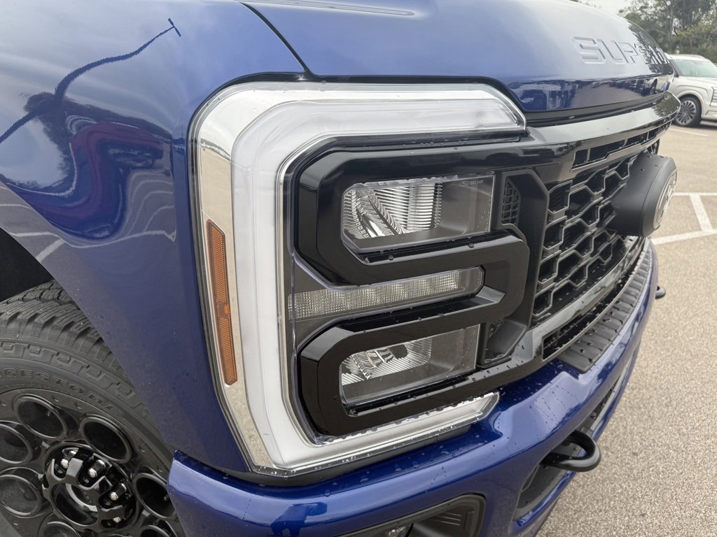 New 2026 Ford F250 Lariat w/ Black Appearance Package image 10