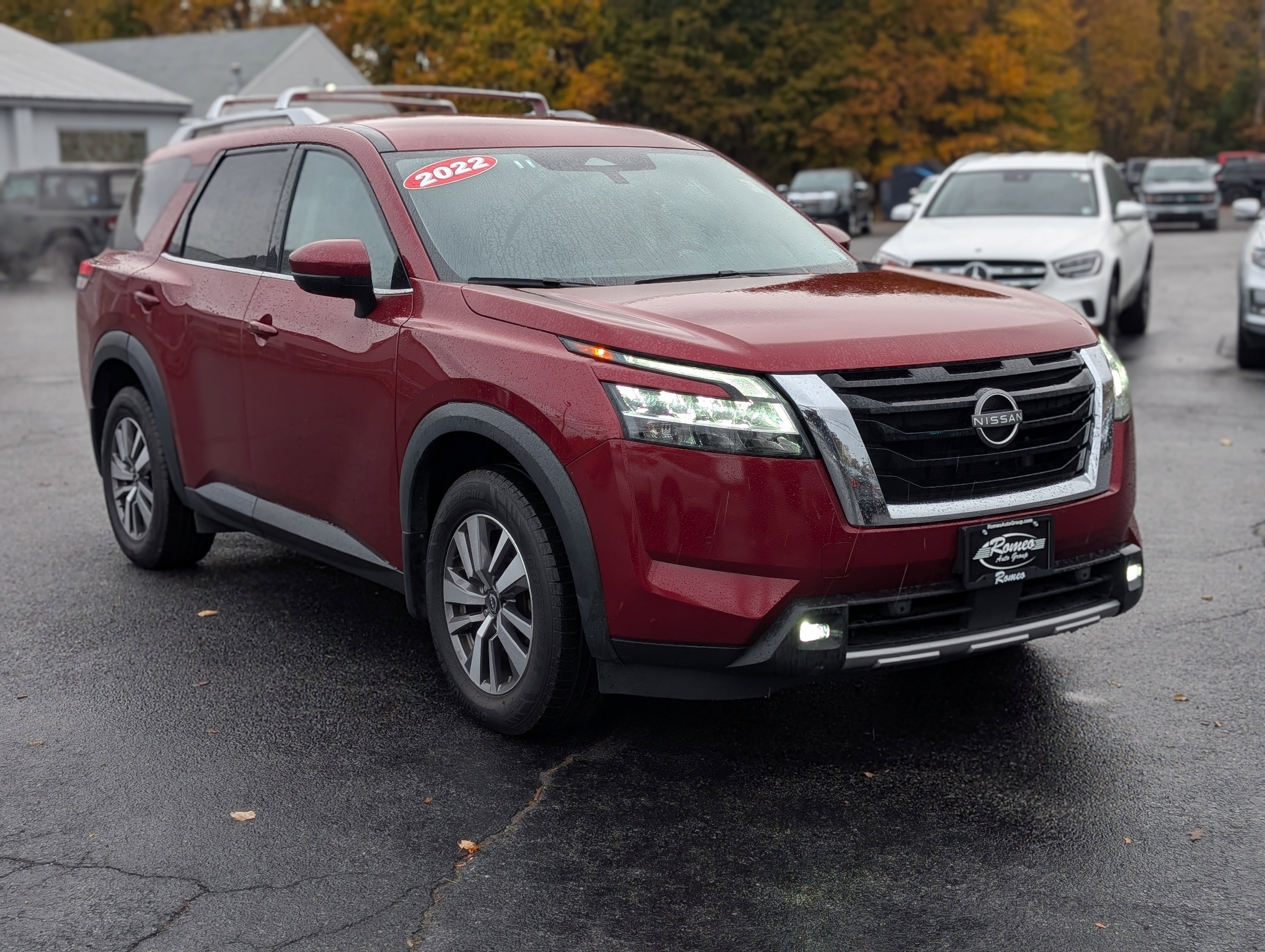 Used 2022 Nissan Pathfinder SL image 13