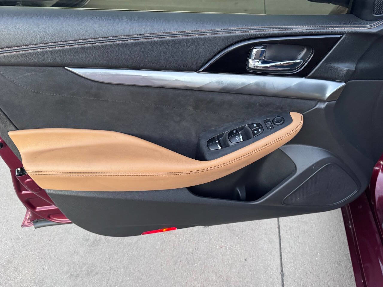 Used 2016 Nissan Maxima SR image 14