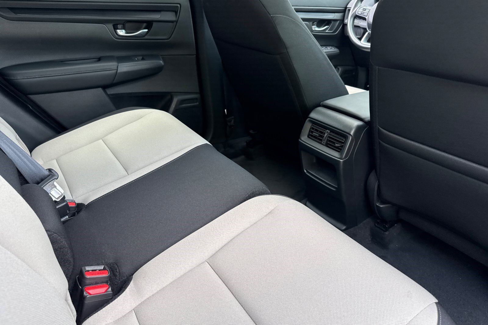 Used 2023 Honda CR-V EX image 29