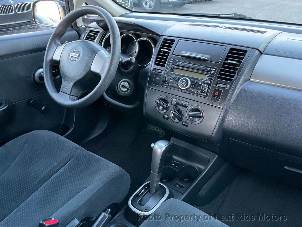 Used 2011 Nissan Versa 1.8 S image 15