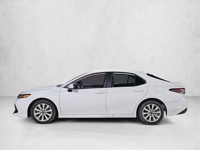 Used 2019 Toyota Camry LE FWD image 4