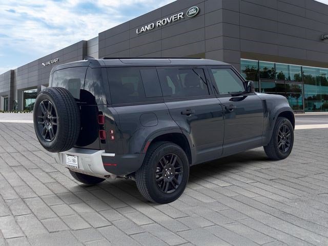 Used 2025 Land Rover Defender 110 S image 5