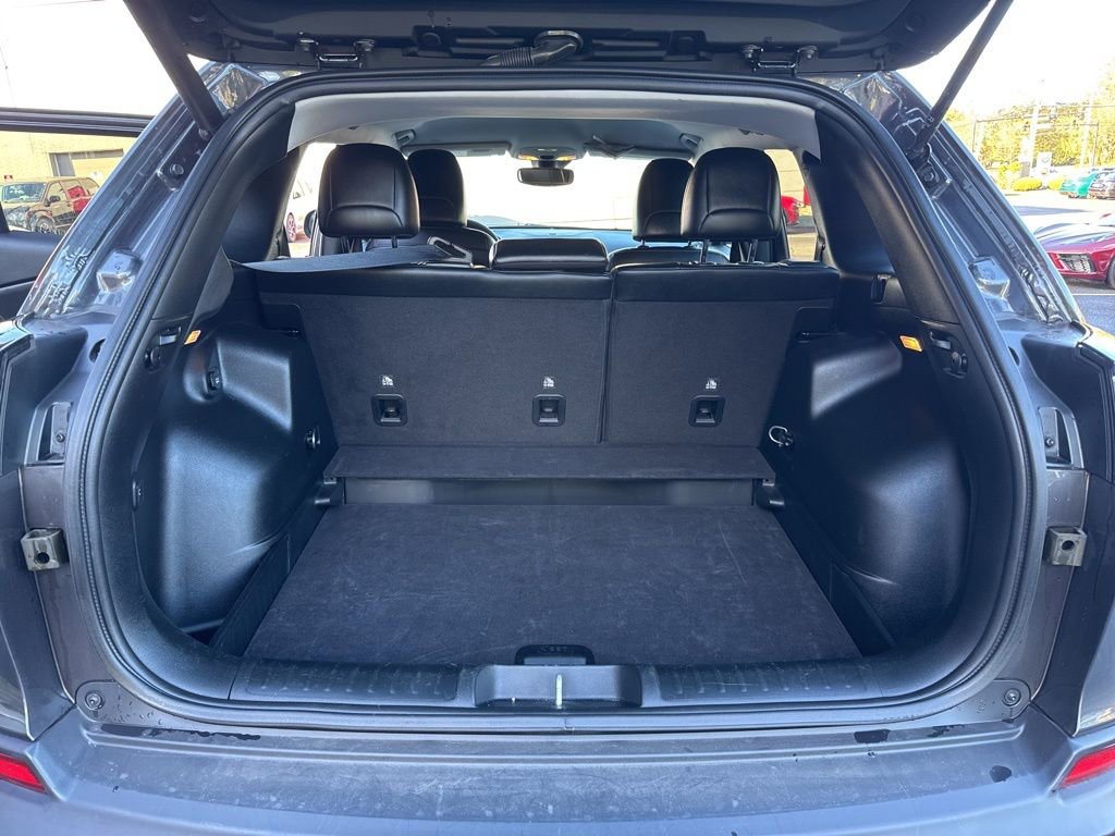 Used 2023 Jeep Cherokee Altitude Lux AWD/4WD image 50